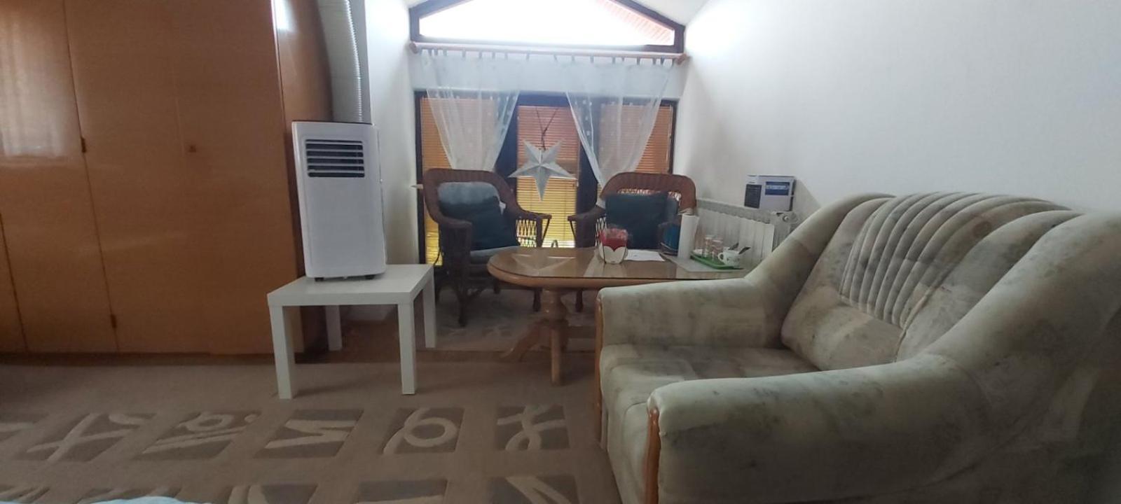 Sobe Majda Hotell Visoko Eksteriør bilde